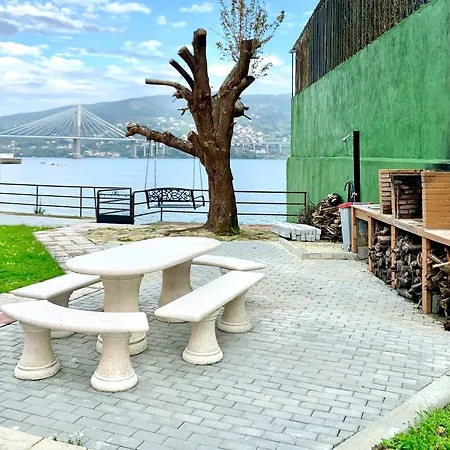 Villa A Pie De Playa Moaña